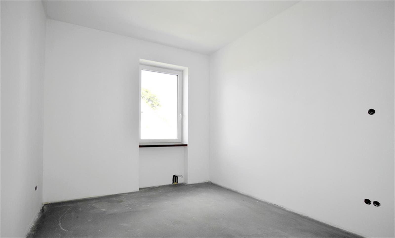 Mieszkanie 3-pok. - połowa domu z działką budowlan (15)