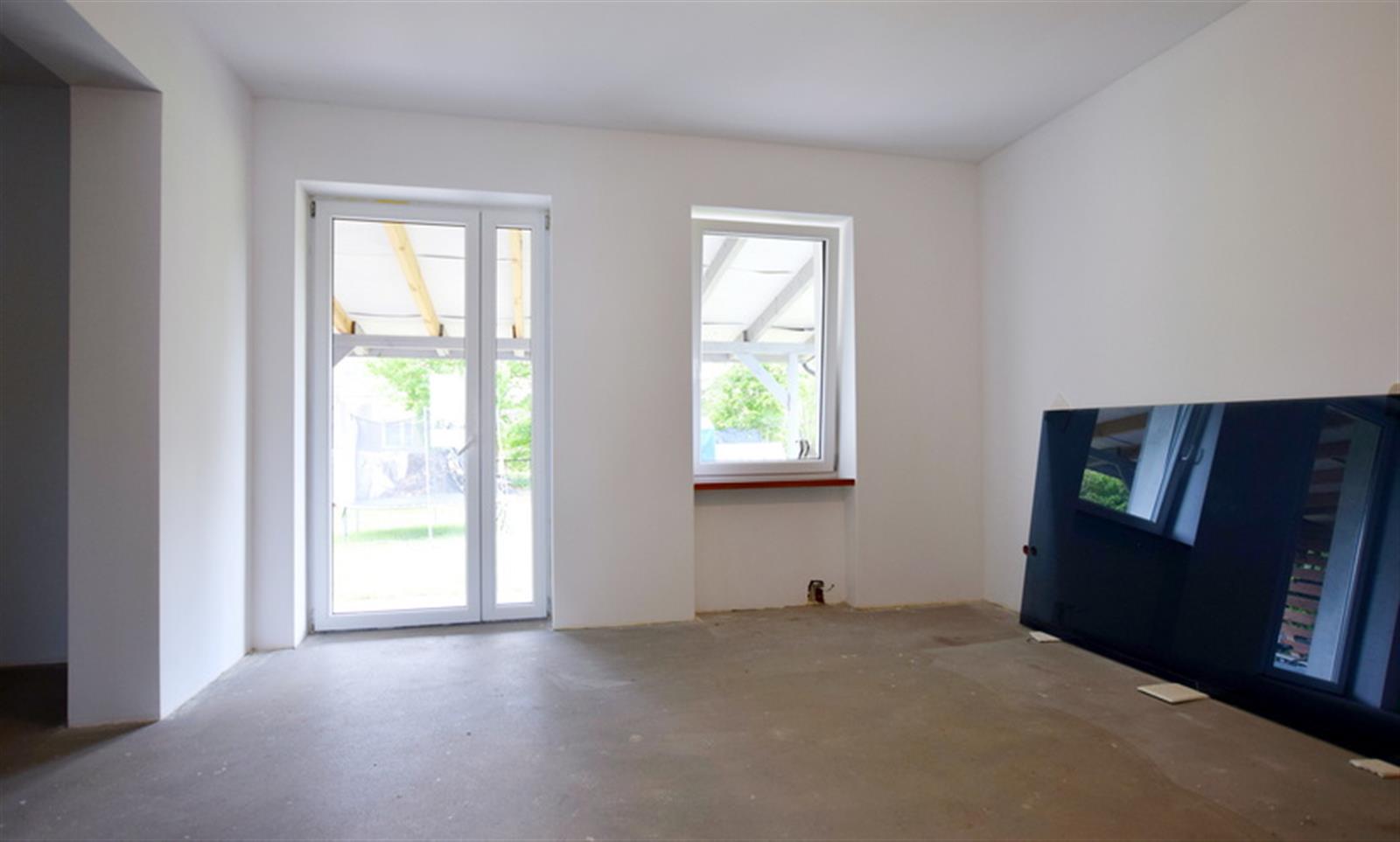 Połowa domu -mieszkanie 3-pok. z działką budowlaną (11)