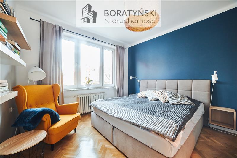 Piękne, 3 pokojowe z balkonem w samym centrum mias (1)