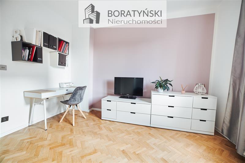 Piękne, 3 pokojowe z balkonem w samym centrum mias (10)