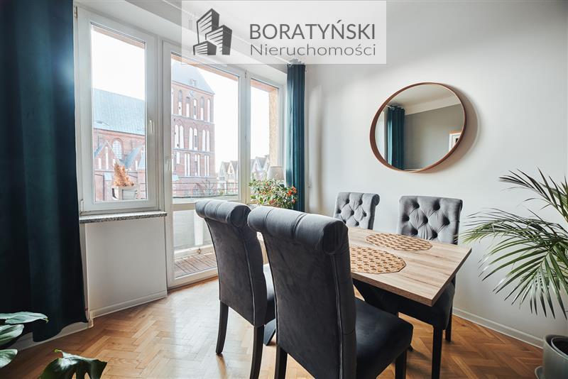 Piękne, 3 pokojowe z balkonem w samym centrum mias (2)