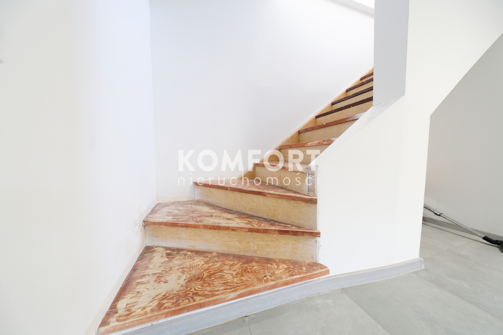 DOM Z DUŻĄ DZIAŁKĄ 3.000 M2 W DOBREJ SZCZECIŃSKIEJ (12)