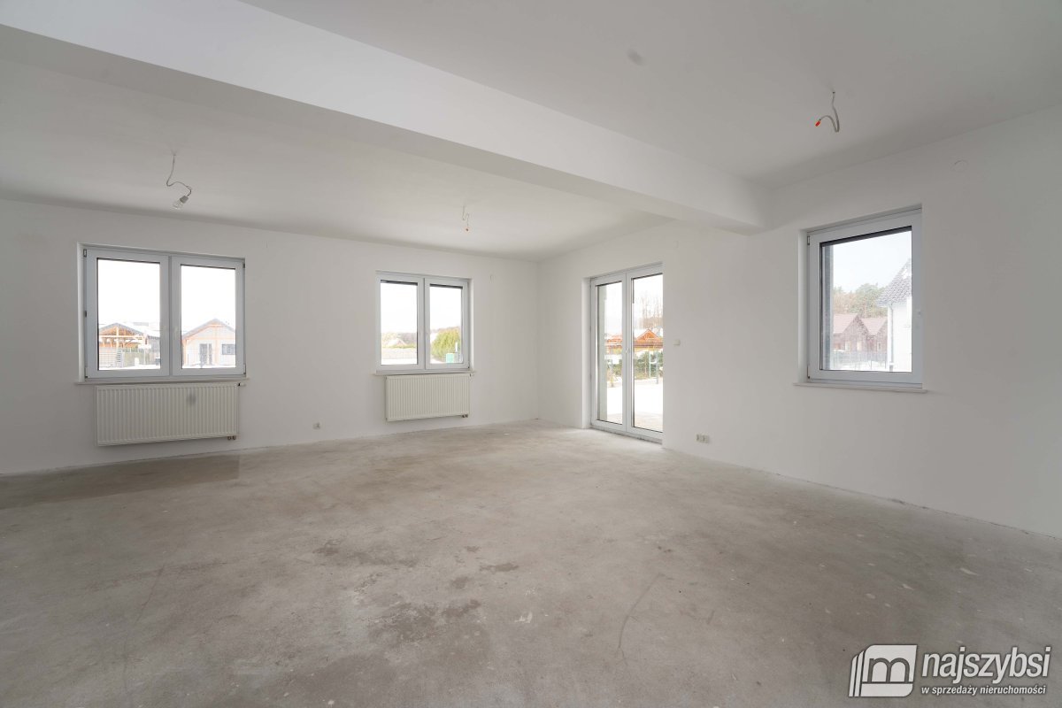 Mielenko - domki inwestycyjne w pierwszej linii za (25)