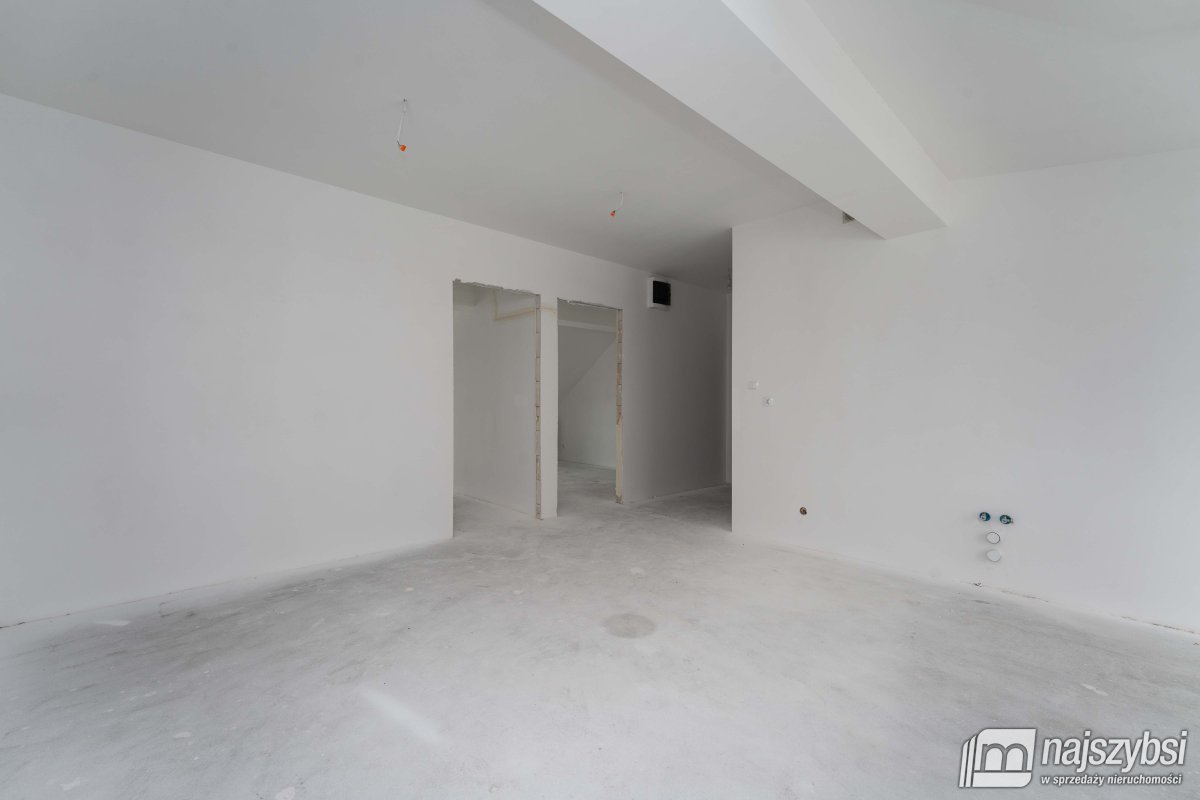 Mielenko - domki inwestycyjne w pierwszej linii za (33)