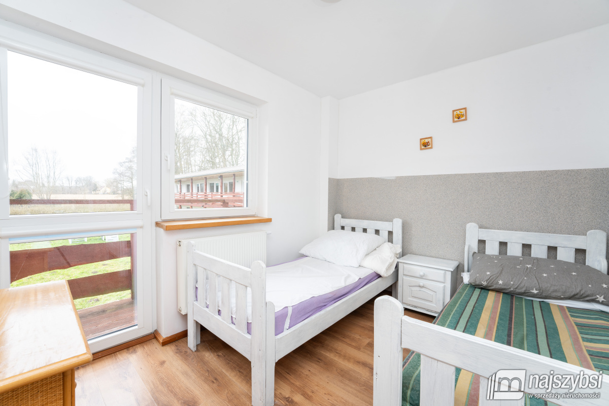 USTRONIE MORSKIE - DOCHODOWY PENSJONAT 400m OD MOR (17)