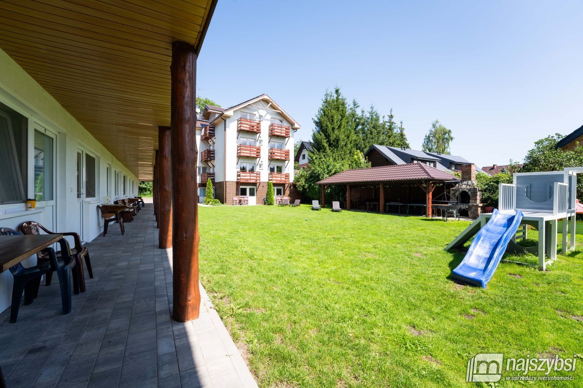 USTRONIE MORSKIE - DOCHODOWY PENSJONAT 400m OD MOR (2)