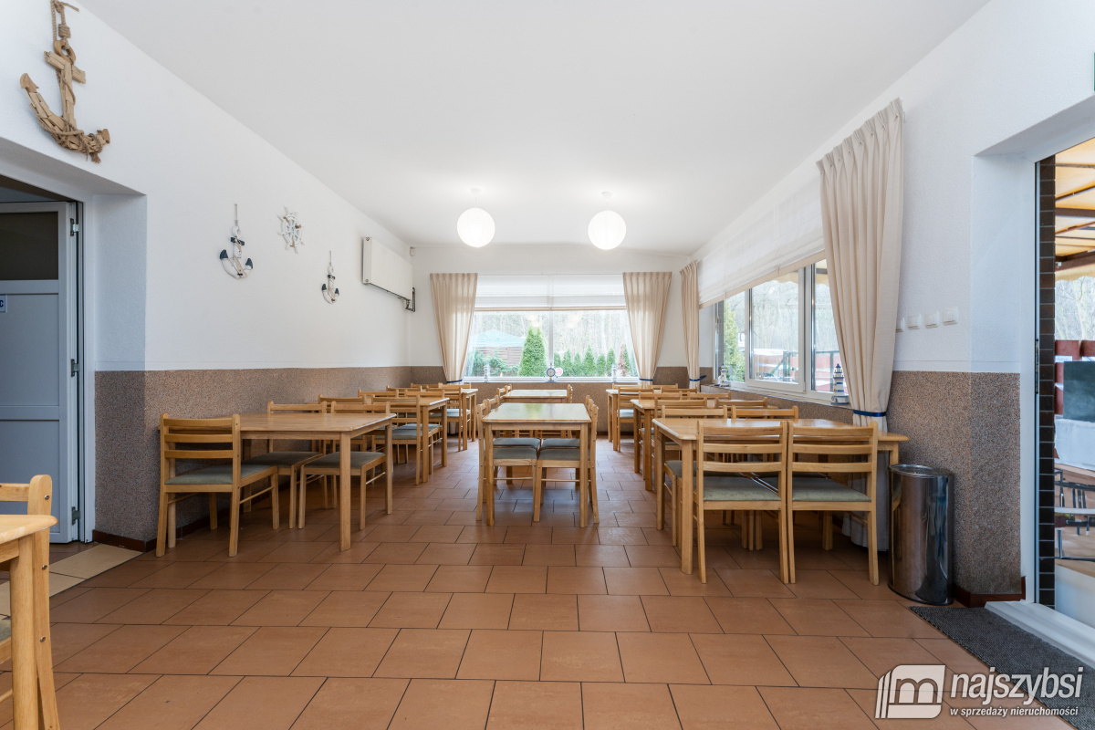 USTRONIE MORSKIE - DOCHODOWY PENSJONAT 400m OD MOR (20)