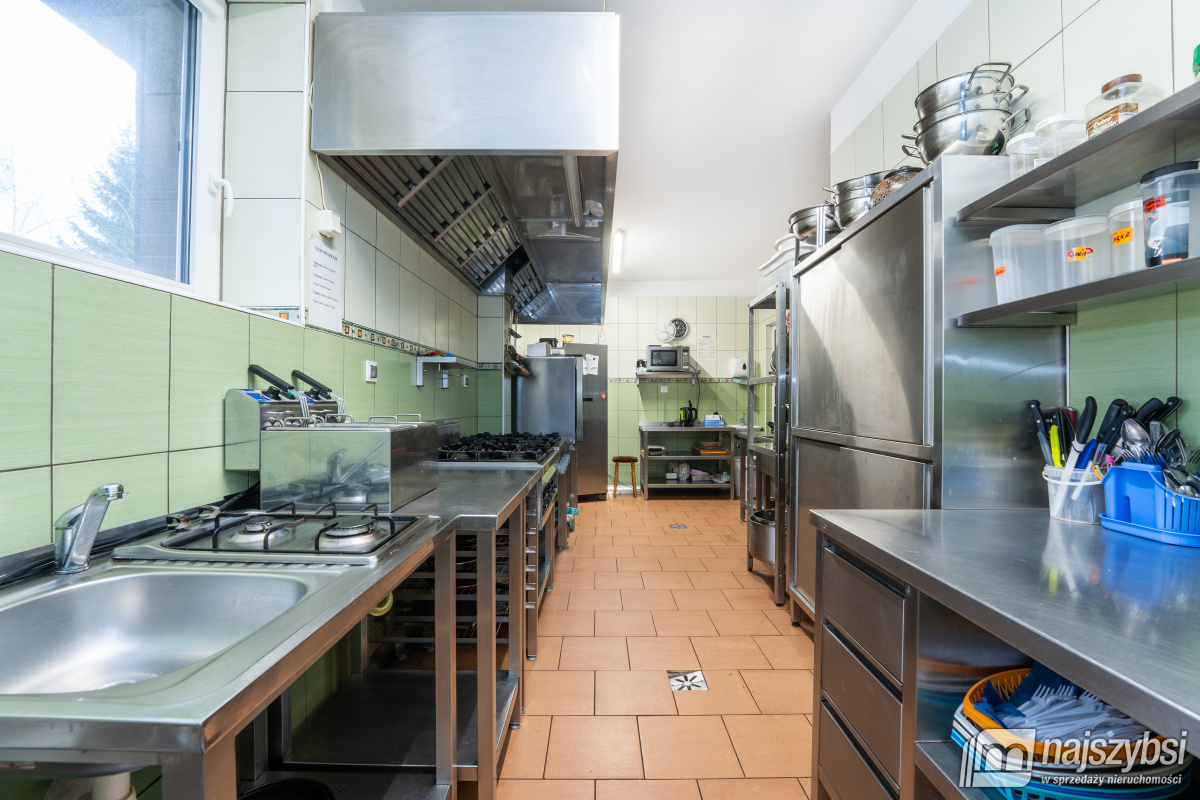 USTRONIE MORSKIE - DOCHODOWY PENSJONAT 400m OD MOR (22)