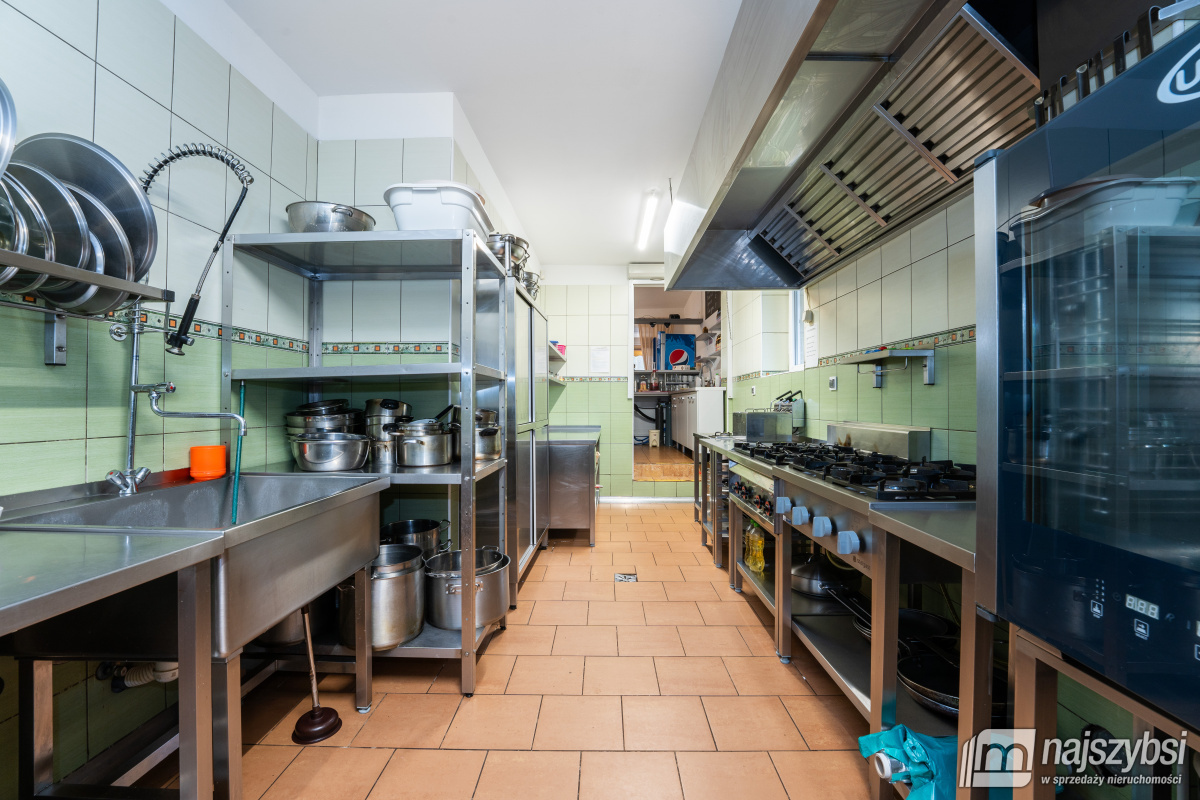 USTRONIE MORSKIE - DOCHODOWY PENSJONAT 400m OD MOR (23)