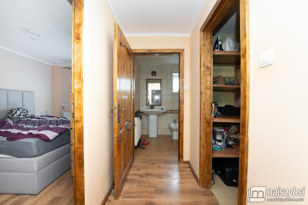 USTRONIE MORSKIE - DOCHODOWY PENSJONAT 400m OD MOR (25)