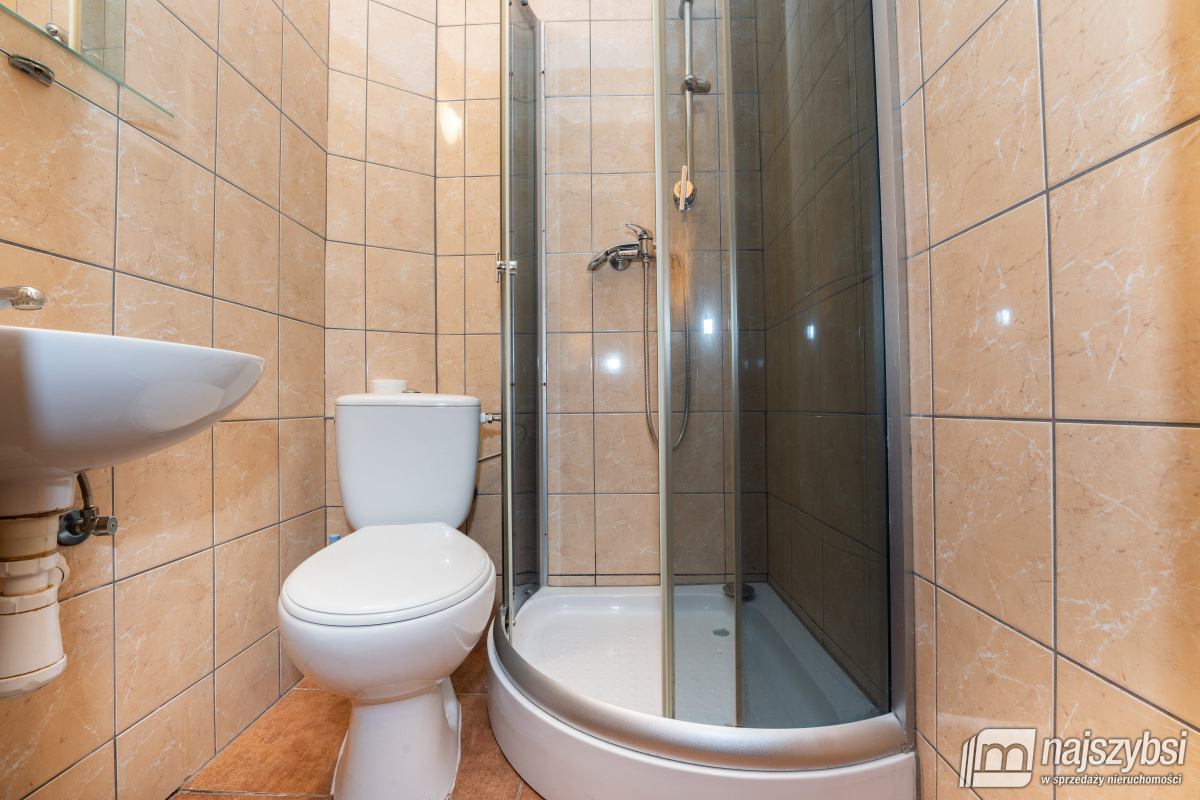 USTRONIE MORSKIE - DOCHODOWY PENSJONAT 400m OD MOR (30)