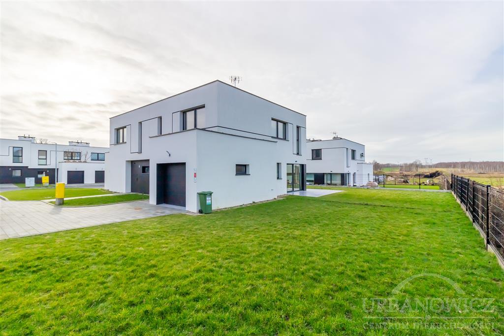 Nowoczesny dom w Nowych Bielicach, ul. Hiacyntów. (3)