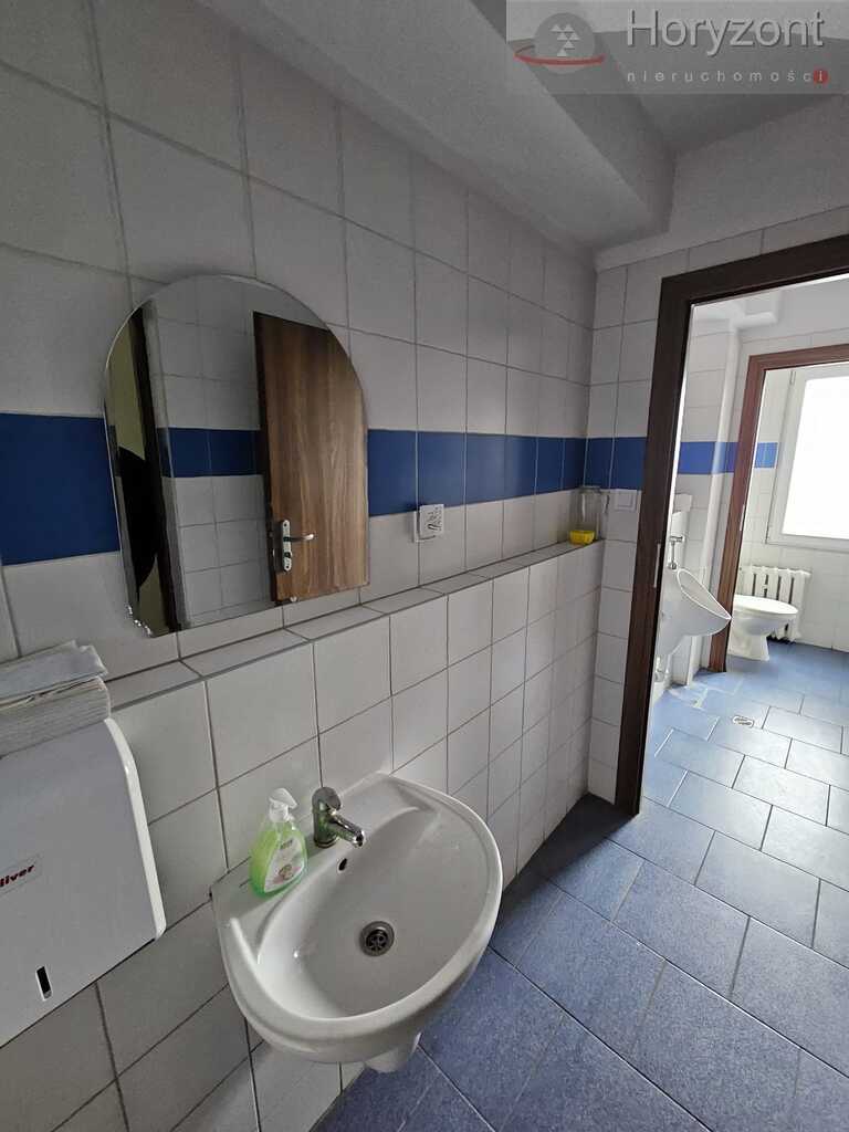 Pokoje biurowe 15-30m2, blisko ul. Celnej (4)