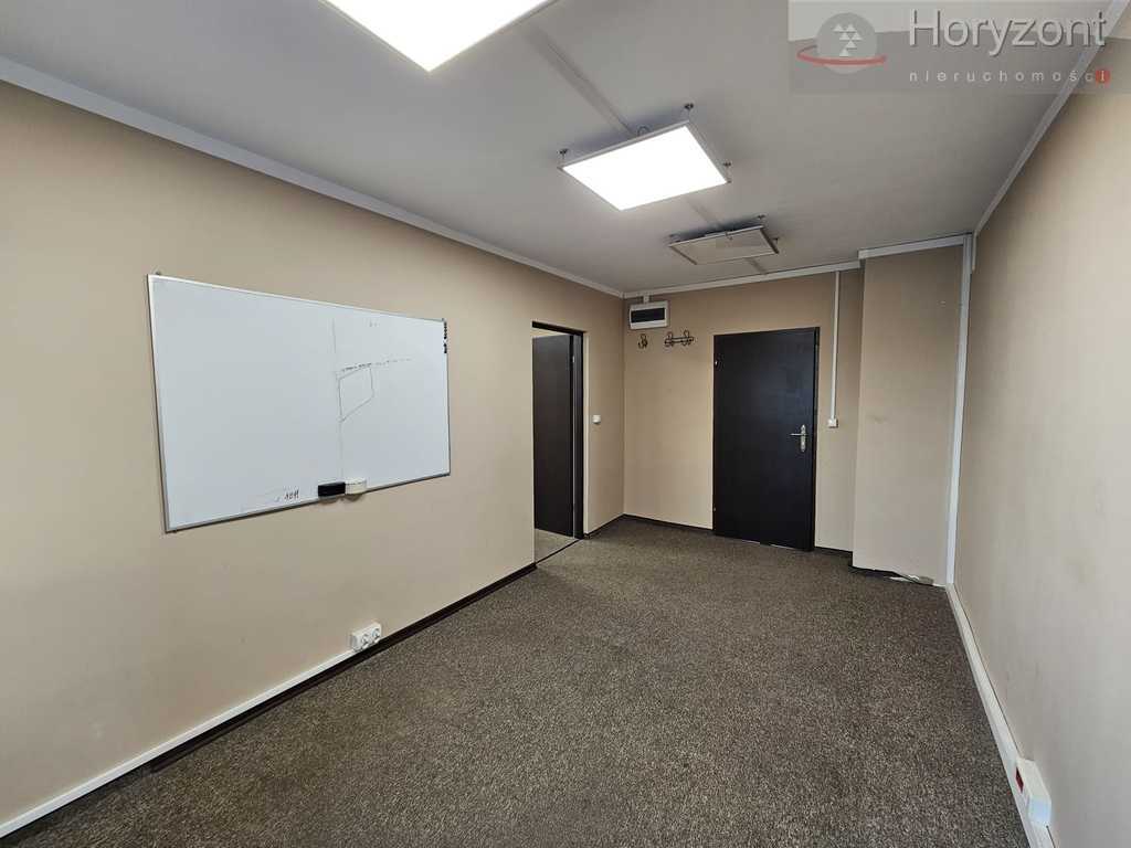Pokoje biurowe 15-30m2, blisko ul. Celnej (6)