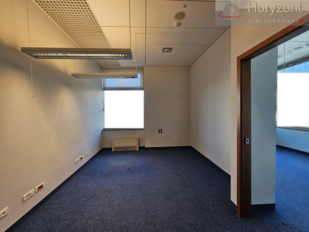 Lokal 150/700m2, serce miasta 30zł/1m2 + vat (9)