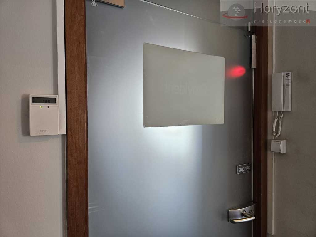 Lokal 150/700m2, serce miasta 30zł/1m2 + vat (11)