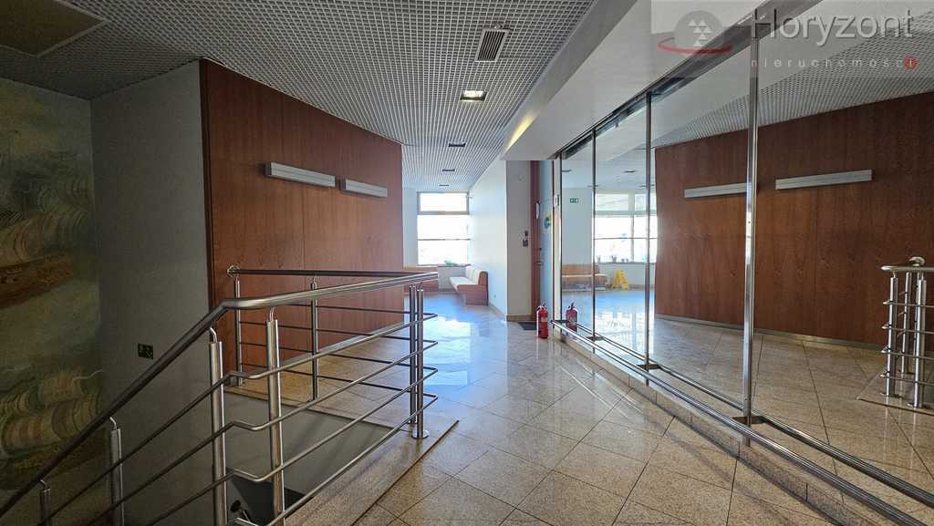 Lokal 150/700m2, serce miasta 30zł/1m2 + vat (12)