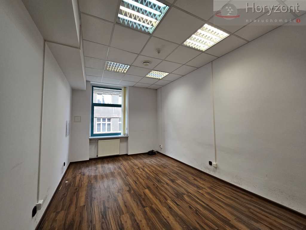 Biurowiec w Centrum 270m2 11pok. - 30zł/1m2 (10)