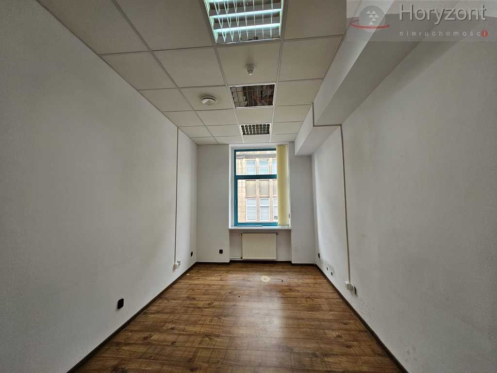 Biurowiec w Centrum 270m2 11pok. - 30zł/1m2 (13)