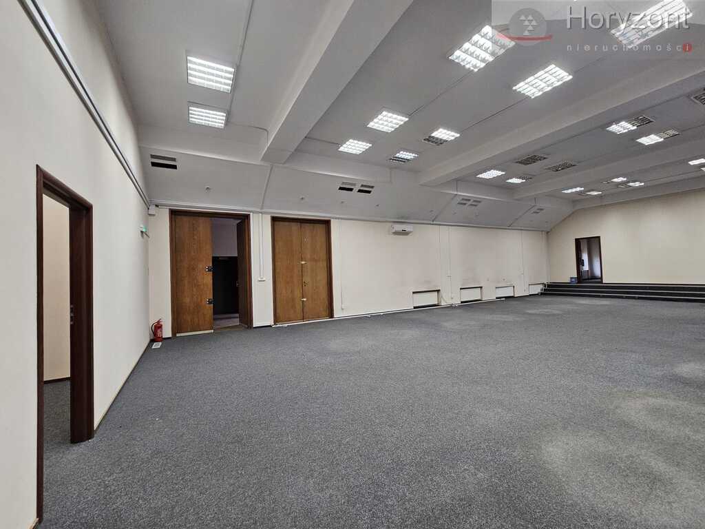 Lokal na fitnes, szkołę tańca, biuro - open space (3)