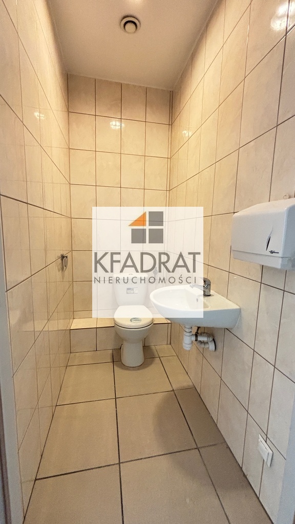 Lokal 55 m2 handlowo -usługowy Mierzyn ,parking (7)