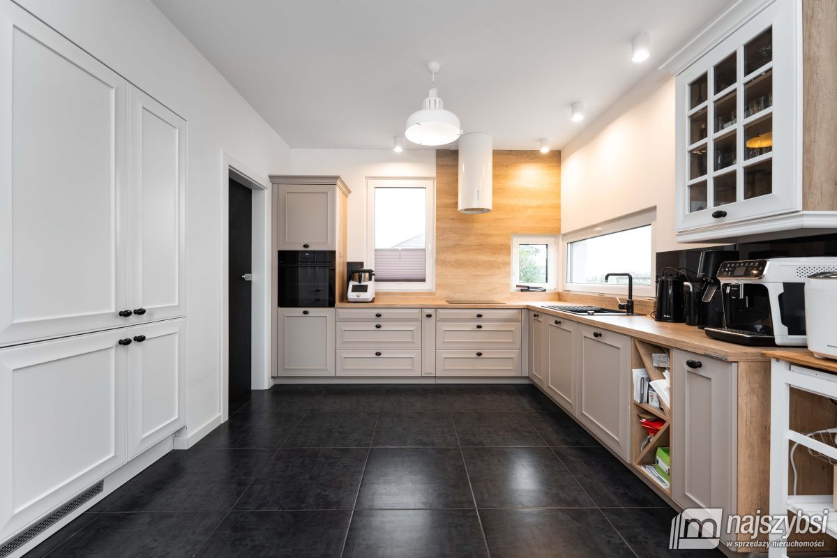 Charzyno - piękny dom parterowy z 2019 roku (8)