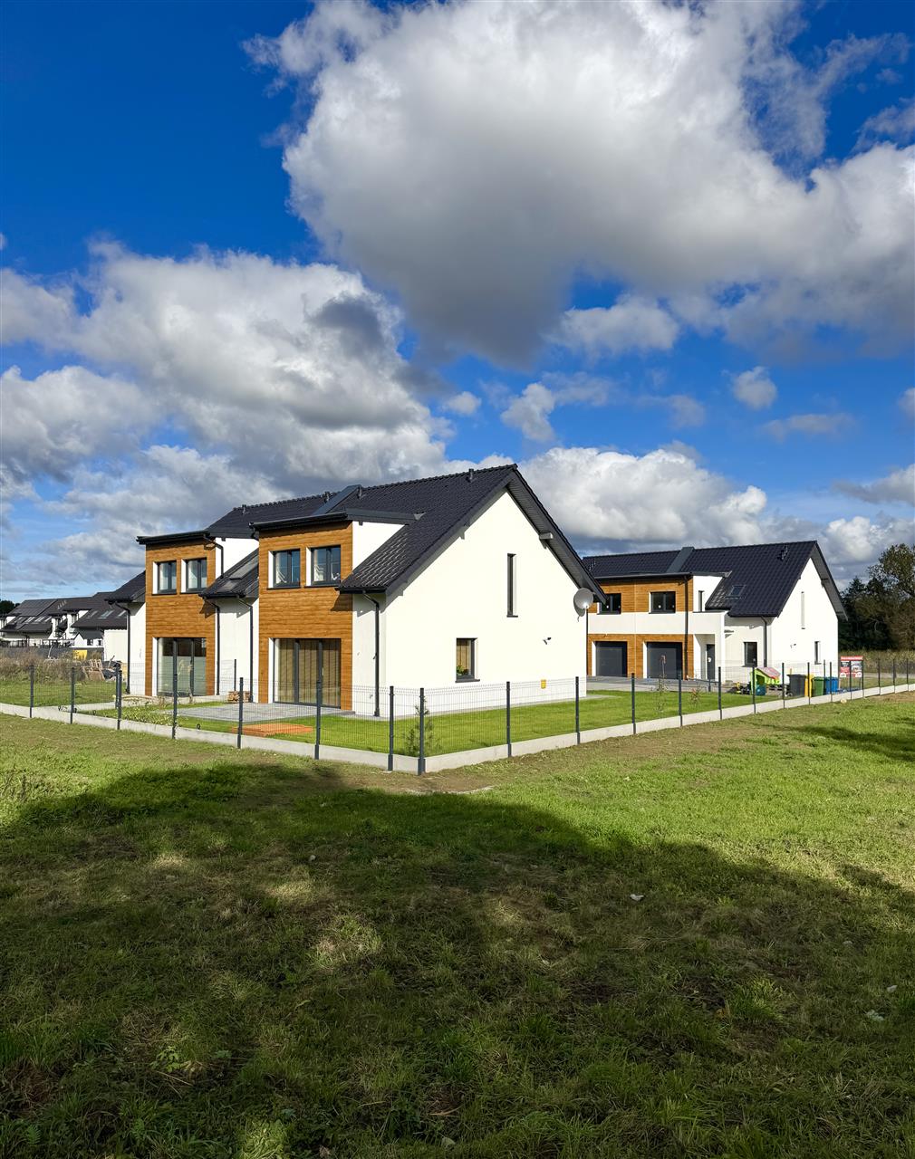 Bliźniak w Konikowie - świetne parametry! (1)