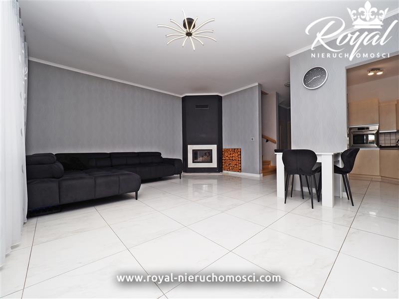 Skrajny dom szeregowy 2012r. na fajnym osiedlu ! (5)