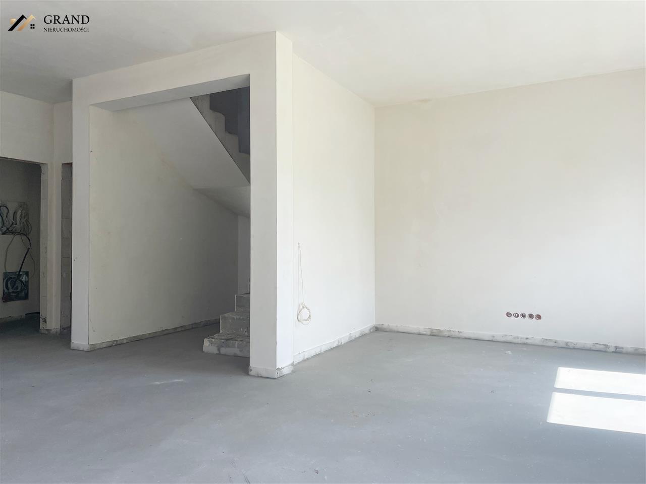 Lokal mieszkalny w zabudowie bliźniaczej- ogródek  (5)