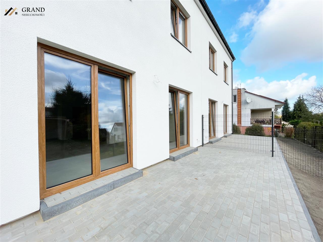 Dom w zabudowie bliźniaczej- ul. Żeglarska (2)