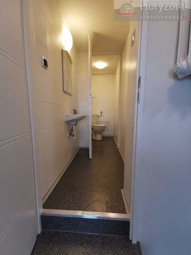 Lokal 240m2 - ścisłe Centrum, super cena! (15)