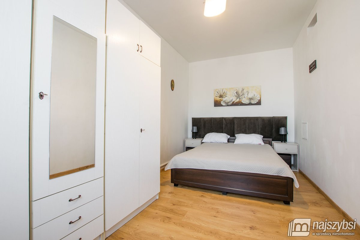 STEPNICA- 3- pokoje z ogródkiem niedaleko portu (11)