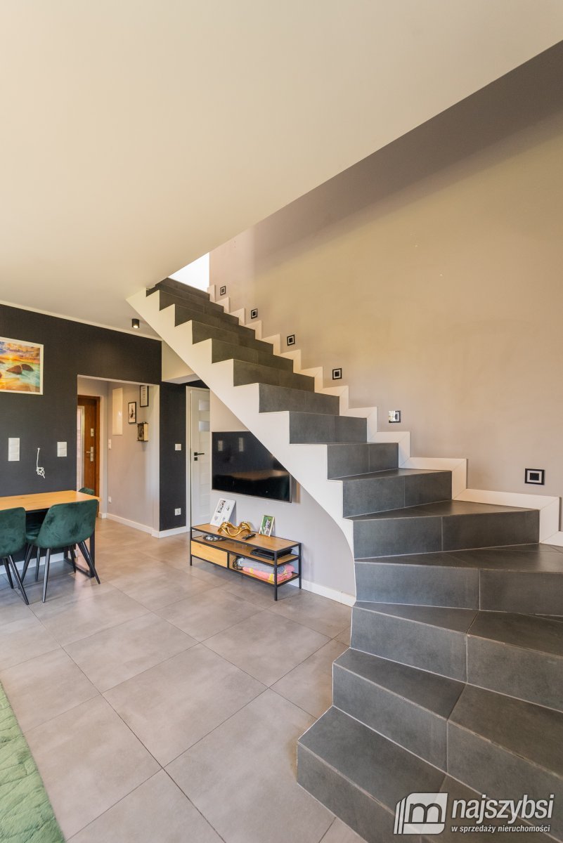 Stargard / Żarowo - Nowoczesny dom bliźniaczy (22)