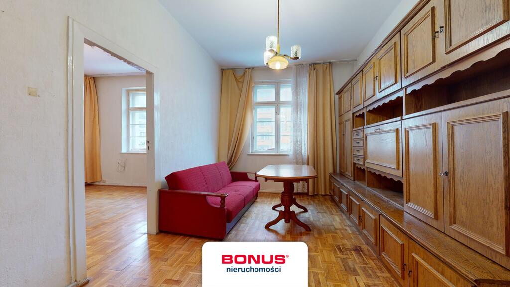 Mieszkanie 58m2, 3p., balkon, w centrum do remontu (4)