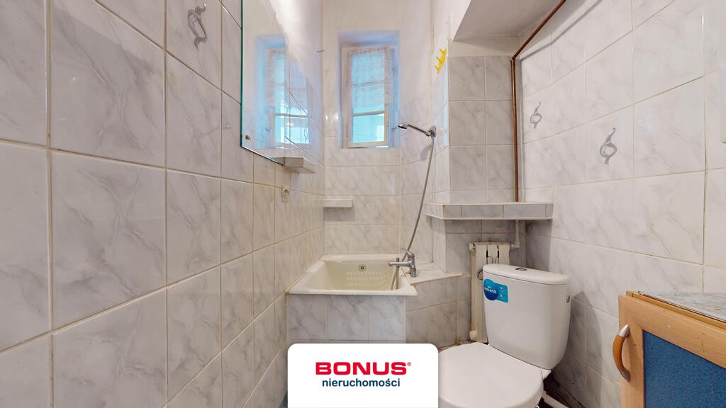 Mieszkanie 58m2, 3p., balkon, w centrum do remontu (8)