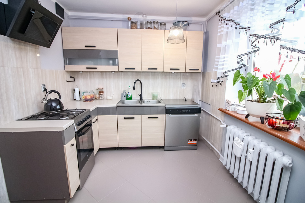 Duża kawalerka lub 3 pokoje . Lubiszyn (9)