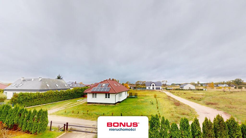 Nowoczesny dom z dużą działką, cena do negocjacji (10)