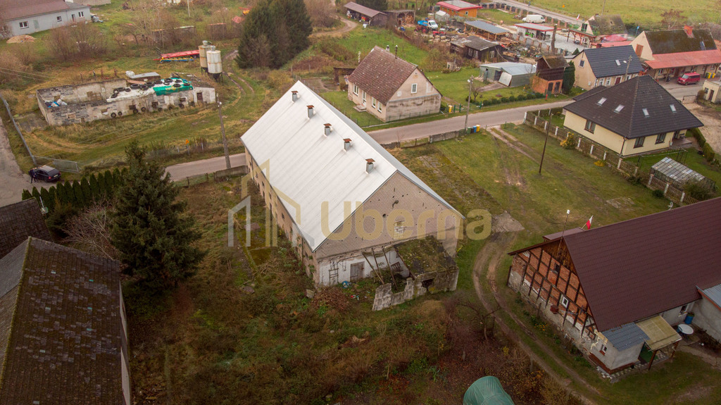 Obiekt magazynowo-gospodarczy  o pow. ok. 350 m2 (4)