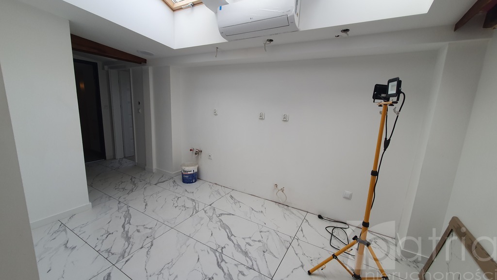 Mieszkanie 1  pokojowe- ścisłe centrum (7)