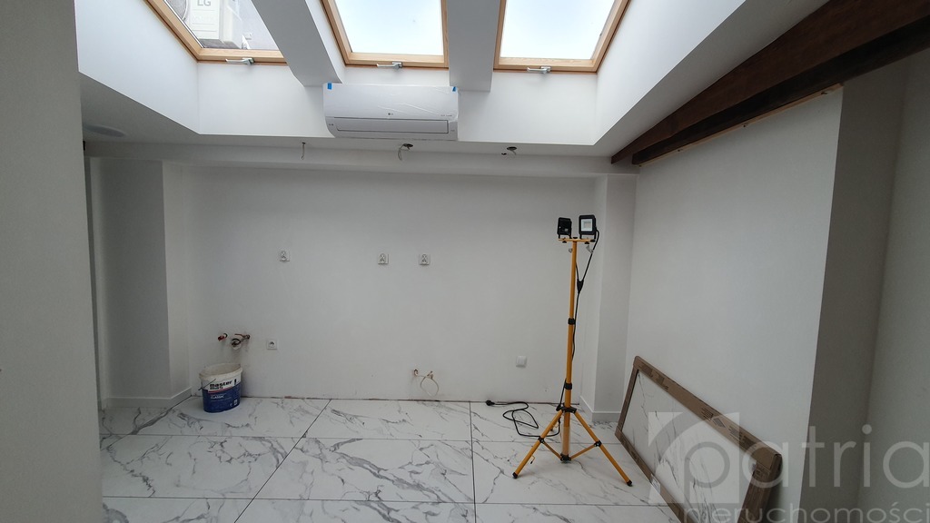 Mieszkanie 1  pokojowe- ścisłe centrum (8)