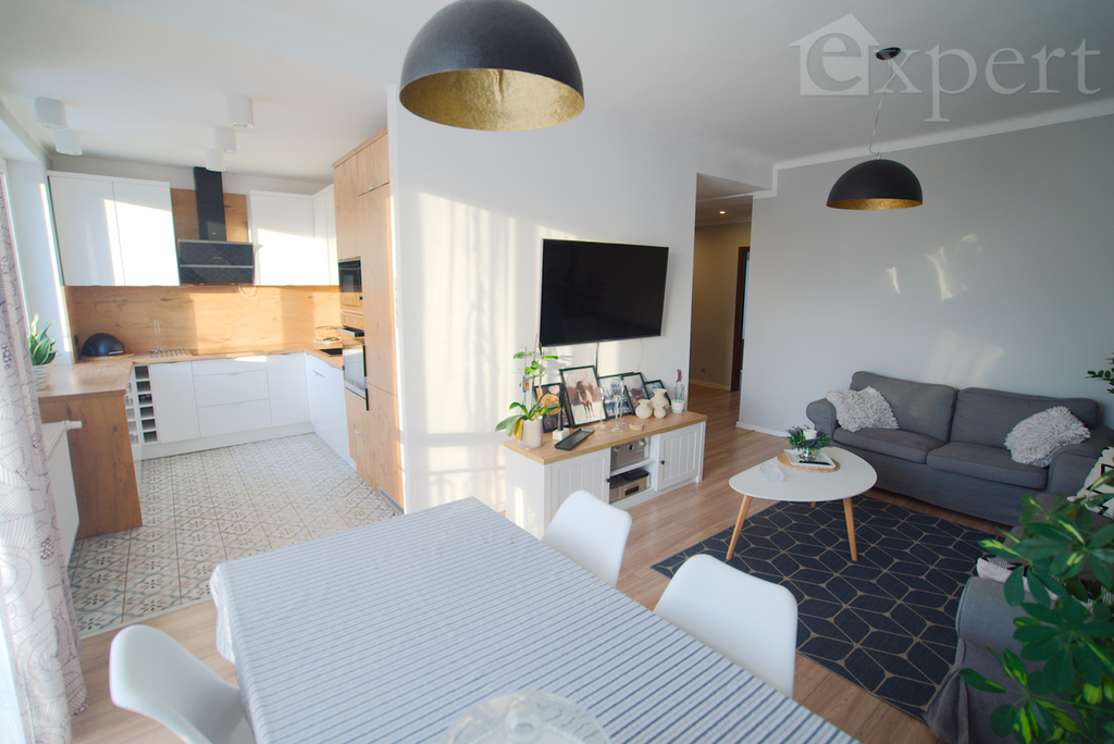 Os. Tysiąclecia 3 pokoje 75 m2 z balkonem (3)