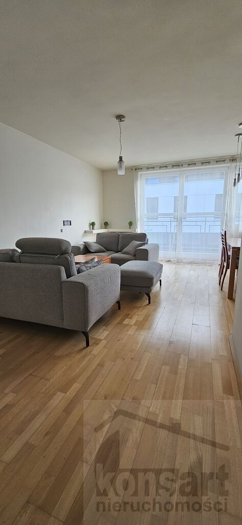 3 pokoje z miejscem postojowym, Jasne Błonia (8)