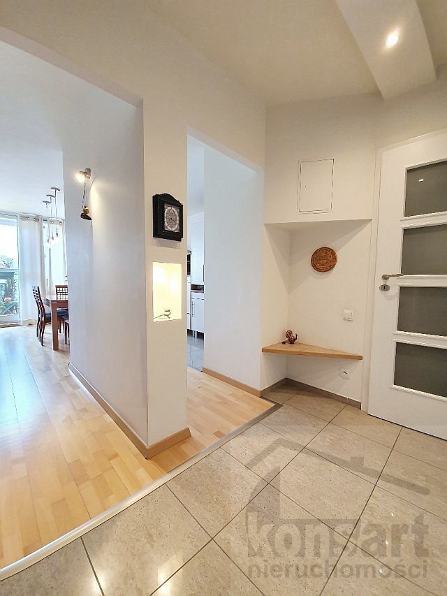 3 pokoje z miejscem postojowym, Jasne Błonia (11)