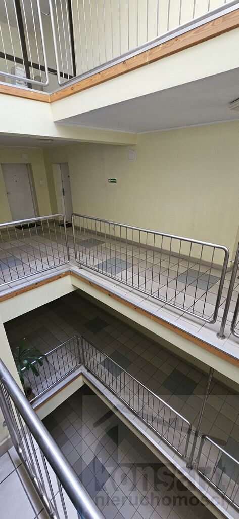 3 pokoje z miejscem postojowym, Jasne Błonia (28)