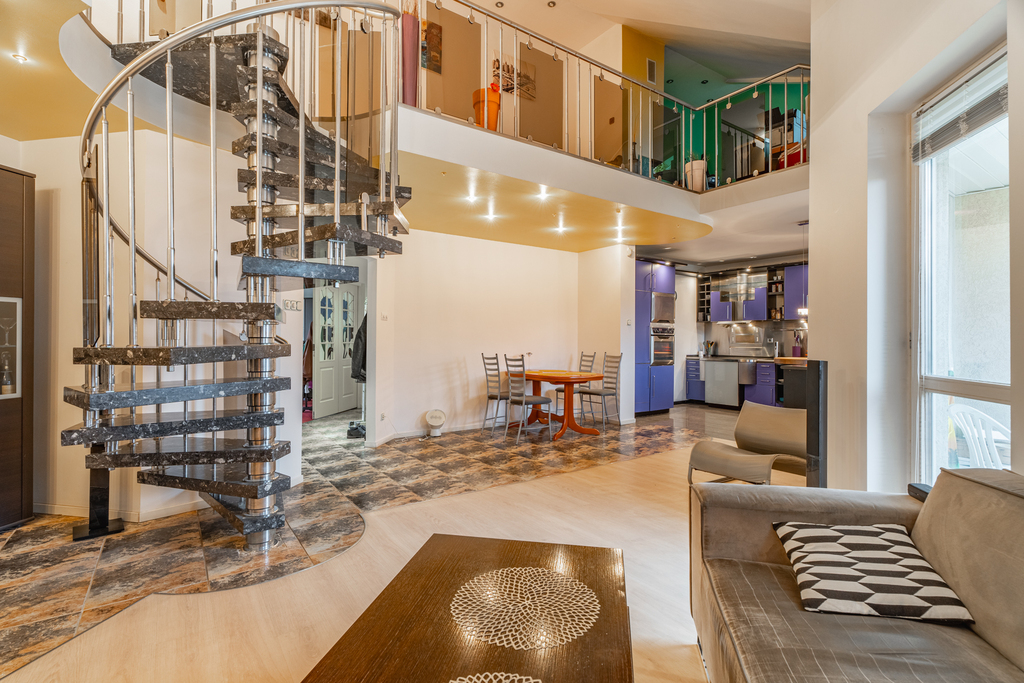 154 m2, 6 pokoi, 2 balkony, piwnica, super okolica (3)