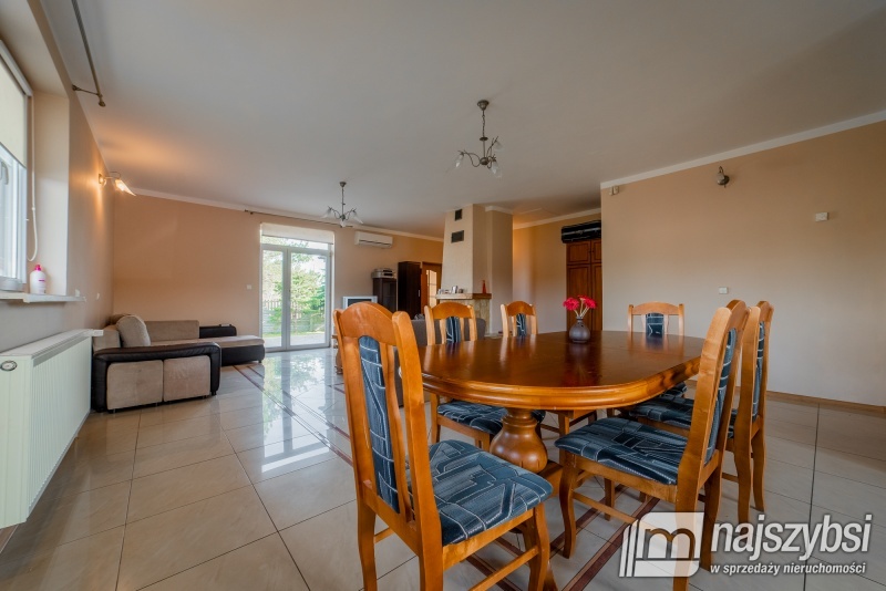 Przybiernów okolica- dom ze stawem (11)