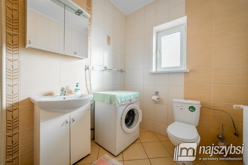 Przybiernów okolica- dom ze stawem (16)