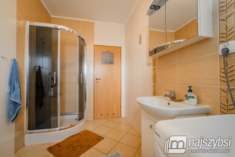 Przybiernów okolica- dom ze stawem (17)