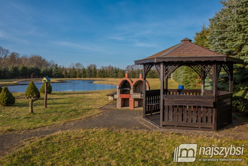 Przybiernów okolica- dom ze stawem (27)