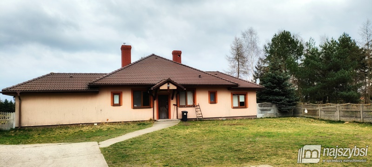 Przybiernów okolica- dom ze stawem (33)